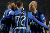 أتالانتا يعزز حظوظه بالمشاركة في دوري أبطال أوروبا