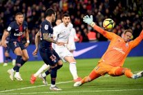 ستراسبورغ يحرم سان جرمان من استغلال تعثر ليل لحسم اللقب