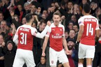 أرسنال وفالنسيا وبنفيكا على أبواب نصف النهائي وفوز صعب لتشلسي