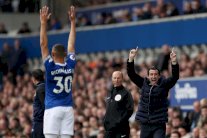 إيمري غير قلق من إهدار أرسنال نقاطا في سباق دوري الأبطال