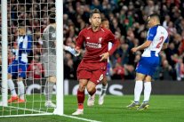 ليفربول يقطع شوطا مهما نحو نصف النهائي وتوتنهام يفاجئ سيتي