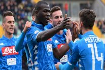 نابولي ينزل كييفو إلى الثانية ويؤجل تتويج يوفنتوس