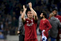 ميلنر سيشجع مانشستر يونايتد... لمباراة واحدة فقط