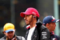 هاميلتون متخوف من المنافسة في شوارع باكو