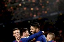 برشلونة للاحتفال باللقب بين جمهوره قبل استضافة ليفربول