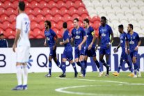 الهلال يثأر من استقلال طهران ويضع قدما في ثمن النهائي والدحيل يعقد مهمة العين