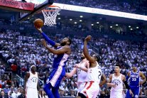 باتلر يقلب الطاولة على تورونتو ويوكيتش يتعملق مع دنفر