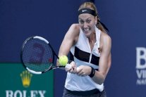 كفيتوفا إلى الدور الثالث في دورة مدريد