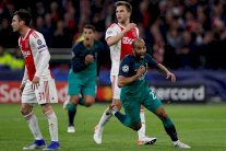 توتنهام يقلب الطاولة على أياكس ويتأهل إلى نهائي الأبطال