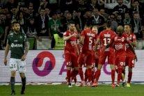 مونبلييه يهزم سانت إتيان ويبقي على آماله الأوروبية