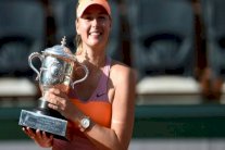 شارابوفا تعلن عدم مشاركتها في بطولة رولان غاروس