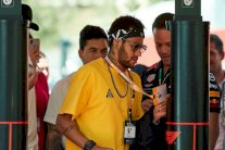 محكمة أوروبية تنصف نيمار وتوقف تسجيل علامة تجارية باسمه