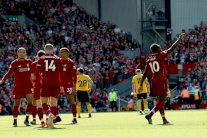 بحث ليفربول عن اللقب منذ 1990 سيستمر موسما آخر