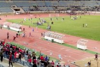 أحداث شغب عنيفة بين جماهير النجمة والأنصار في دربي لبنان