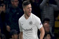 الصربي الواعد يوفيتش يأمل في ترك البوندسليغا