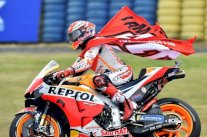 جائزة فرنسا الكبرى: ماركيز يهدي هوندا الفوز الـ300