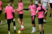 نيمار يغيب عن تدريب سان جرمان وتوخل لم يأذن له بذلك