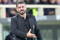 ميلان يؤكد رحيل مدربه غاتوزو مع 