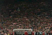 ليفربول على إيقاع مشجعيه لا يسير بمفرده أبدا