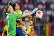 من هنّ أفضل 10 لاعبات كرة قدم في العالم اليوم؟