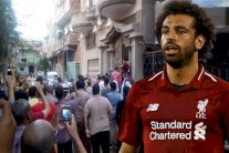 المصريون يمنعون صلاح من صلاة العيد !