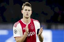 يوفنتوس يرصد 70 مليون يورو لضم دي ليخت من أياكس