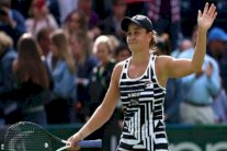 بارتي إلى نهائي دورة برمنغهام وعلى بعد فوز من صدارة التصنيف