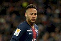 مفاوضات بين برشلونة وسان جرمان لإعادة نيمار