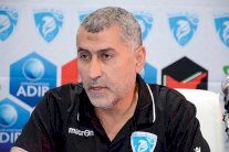 السوري محروس مدربا للأنصار اللبناني