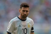 الأمم المتحدة: راتب ميسي ضعف رواتب 1693 لاعبة