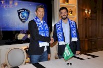 الهلال يتعاقد مع 