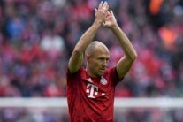 الهولندي آريين روبن يعلن اعتزال كرة القدم