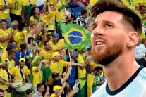 البرازيليون لا يخشون على منتخب بلادهم من وجود ميسي مع الأرجنتين