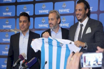 الفرنسي ديسابر من تدريب أوغندا إلى بيراميدز المصري