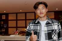 رسميا.. الهلال يعلن تعاقده مع المدافع الكوي الجنوبي جانغ هيون