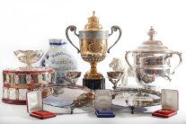 دار إنكليزية تبحث عن كؤوس ضائعة لبوريس بيكر من أجل تسديد ديونه