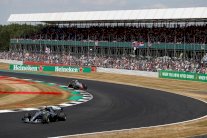 سيلفرستون تمدد عقدها في الفورمولا واحد حتى 2024