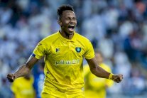 رسميا.. التعاون يعلن انتقال عبدالفتاح آدم إلى النصر