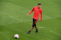 عودة نيمار لتدريبات باريس سان جرمان وسط أجواء متوترة