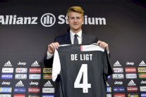 دي ليخت : جئت إلى يوفنتوس من أجل الفوز بكل شيء