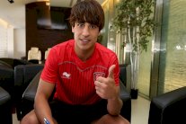 العراقي مهند علي إلى الدحيل بعقد لخمسة مواسم