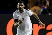 محرز ثعلب غوارديولا وسط محاربي الصحراء في البطولة الإفريقية