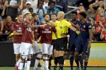 ميلان يبدأ مشواره مع مدربه الجديد بخسارة من بايرن ميونيخ