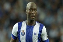 بورتو يرفض عرض موناكو للتعاقد مع قائده دانيلو بيريرا