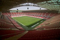 العراق يستضيف بطولة غرب آسيا بأمل رفع الحظر عن ملاعب بغداد