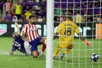 فوز أتلتيكو مدريد على نجوم الدوري الأميركي بثلاثية نظيفة