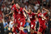 ليفربول بعد مجدٍ قاري يجدد طموحه بلقب طال انتظاره