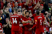 ليفربول يعلن عن نفسه بقوة منذ الافتتاح لكنه يخسر أليسون