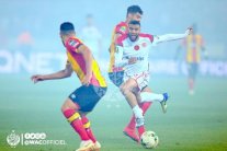 (كاف) يصدر عقوبات تأديبية في حق الوداد البيضاوي ونهضة بركان