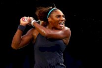 فوز أول لسيرينا منذ نهائي ويمبلدون وصدارة التصنيف بين أوساكا وبليسكوفا